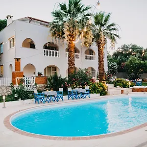 Dilek Agaci Butik - Karaburun Hotel